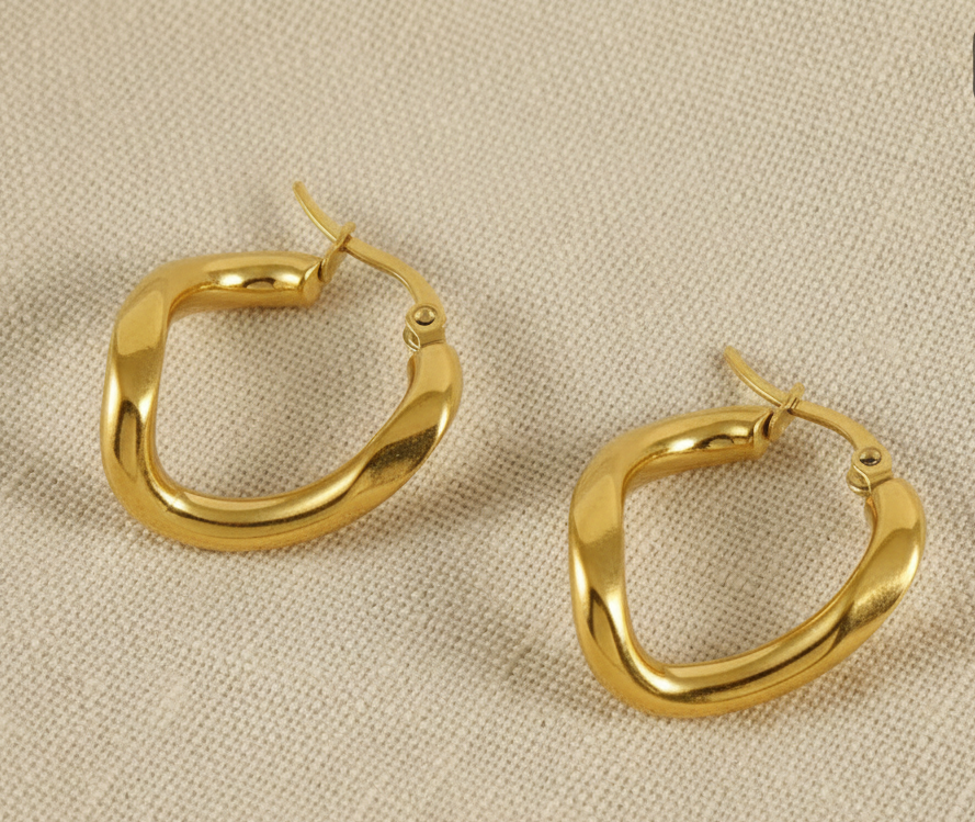 Winnie Joy Hoops | Gold