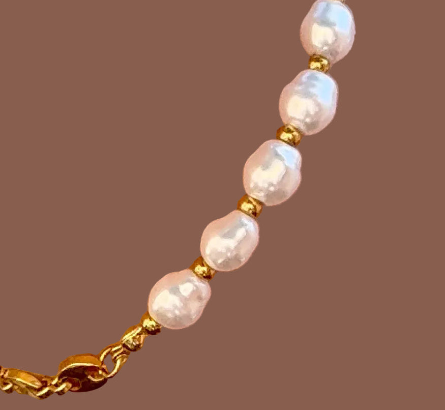 Emma Bean Bracelet | Gold