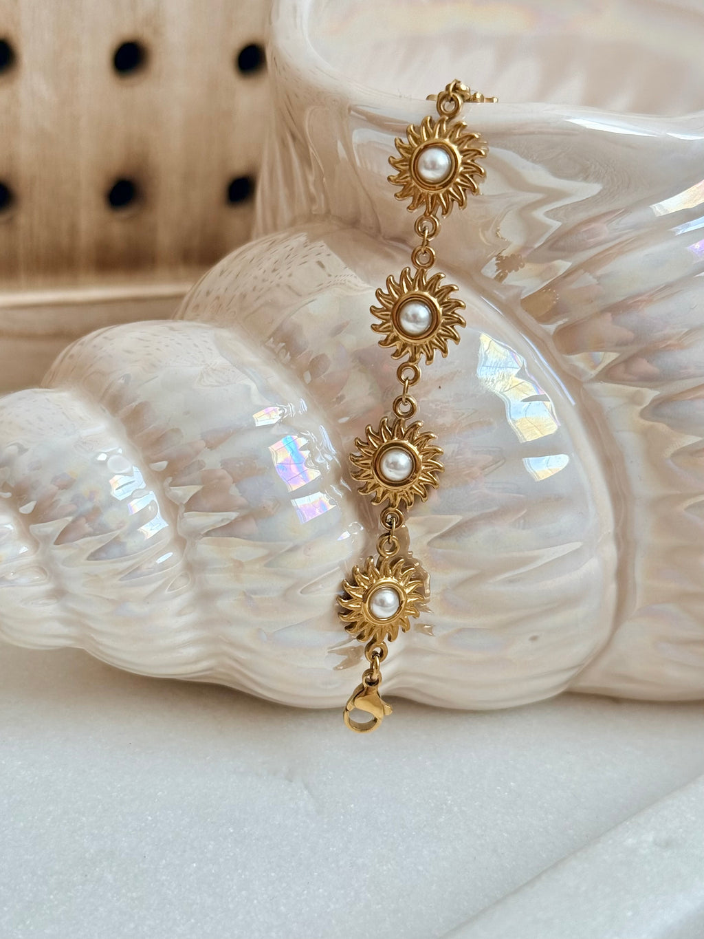 The Aurora Bracelet