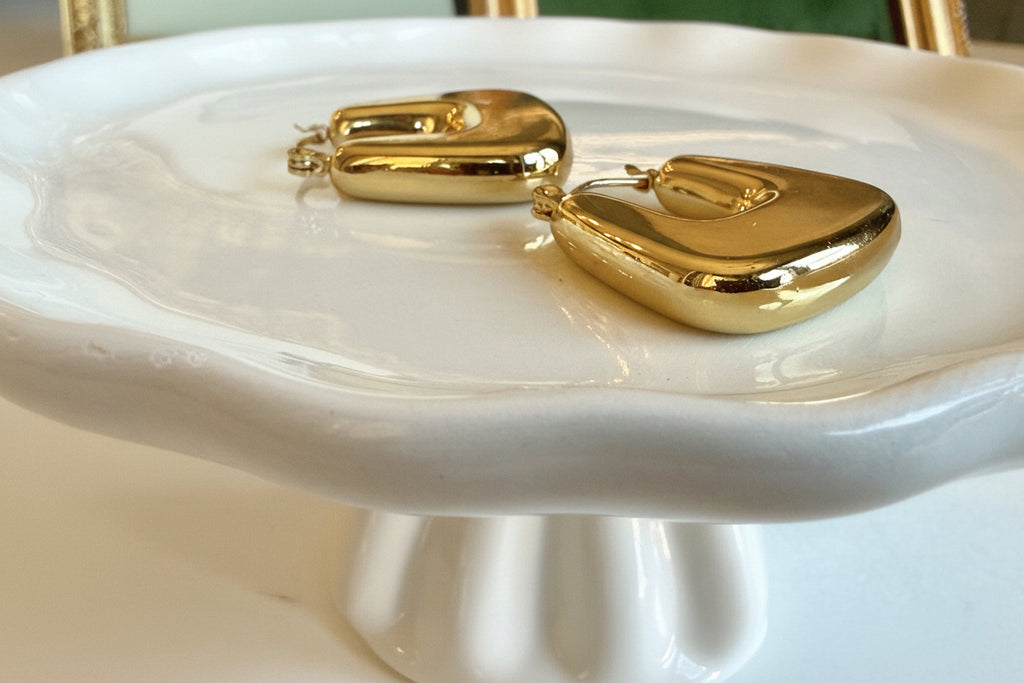 Claire Statement Hoops | Gold
