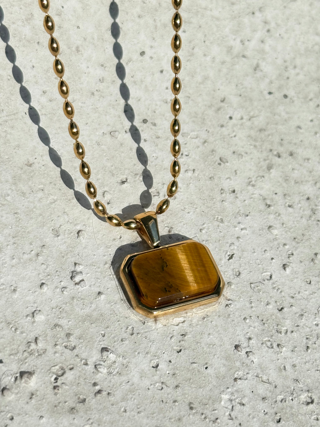 Amber Light Necklace | Gold