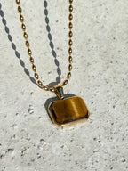 Amber Light Necklace | Gold