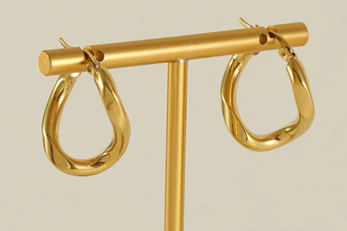 Winnie Joy Hoops | Gold