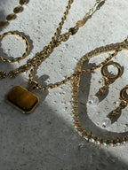 Amber Light Necklace | Gold