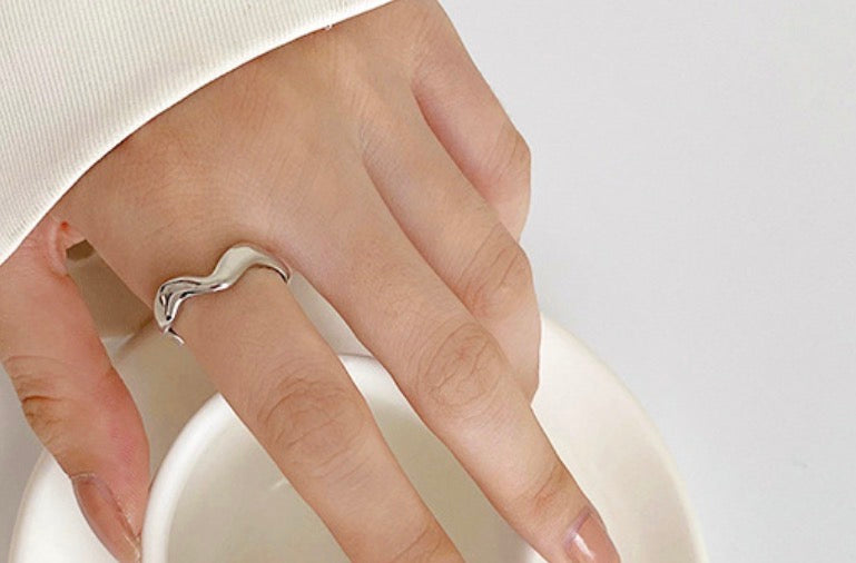 Amy Wave Ring | Silver
