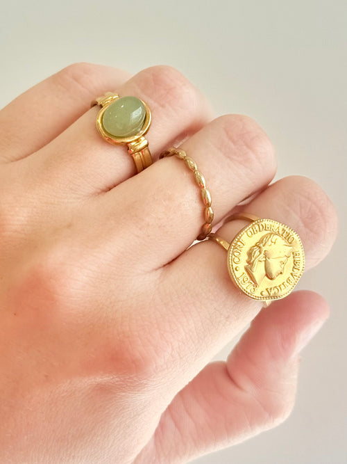 Darcy Coin Ring | Gold