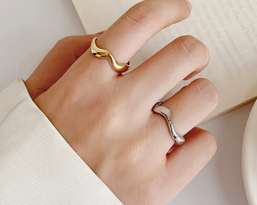 Amy Wave Ring | Silver