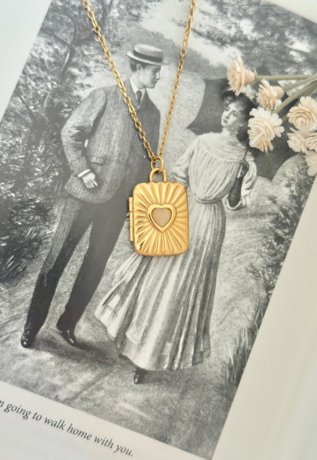 Gables Heart Locket | Gold