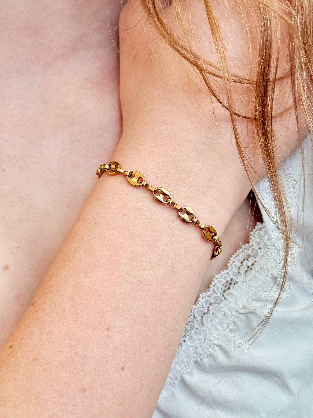 Charlie Bean Bracelet | Gold