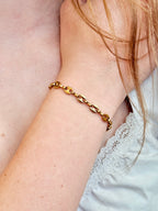 Charlie Bean Bracelet | Gold