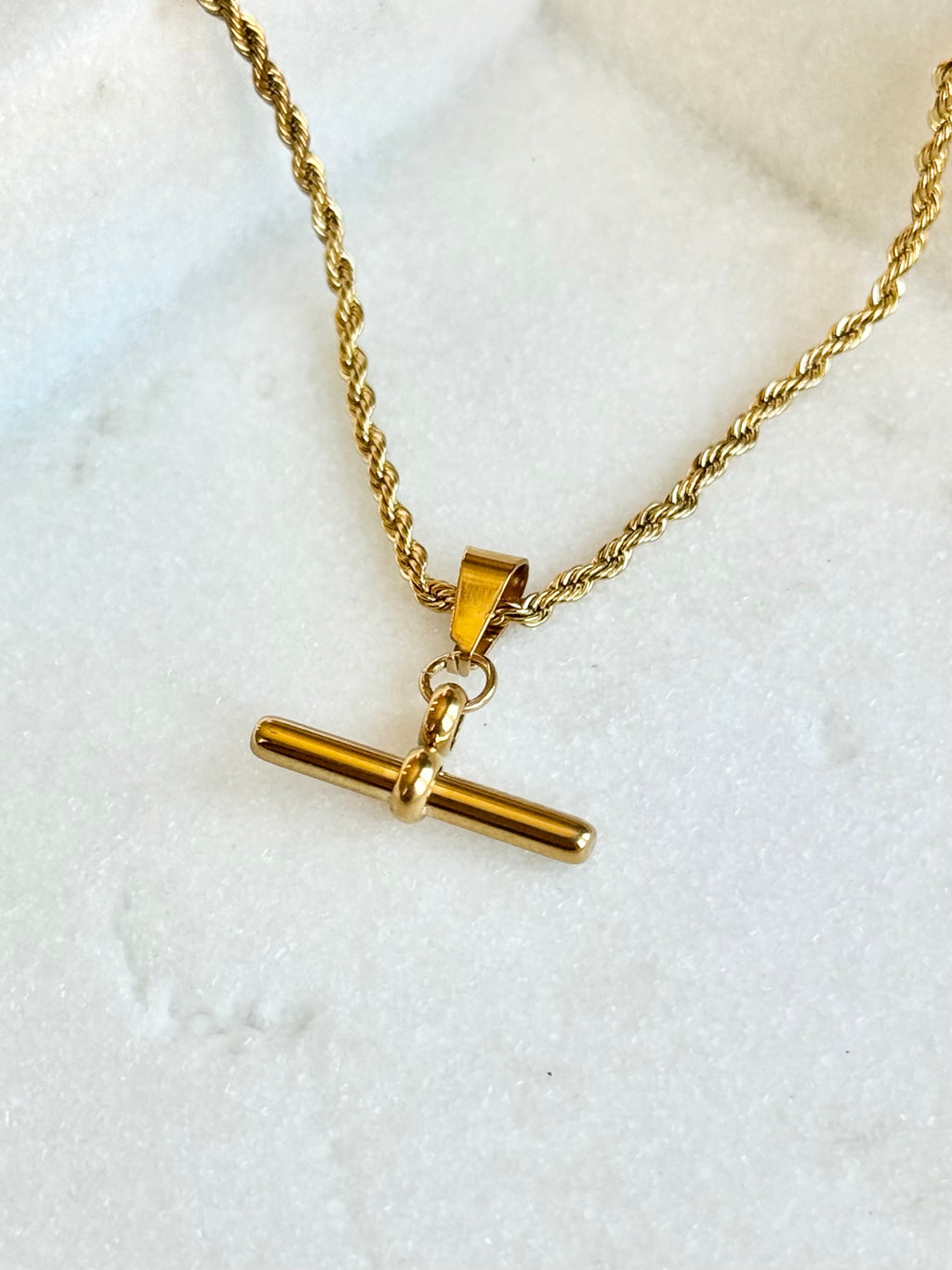 Andy T-Bar Necklace | Gold