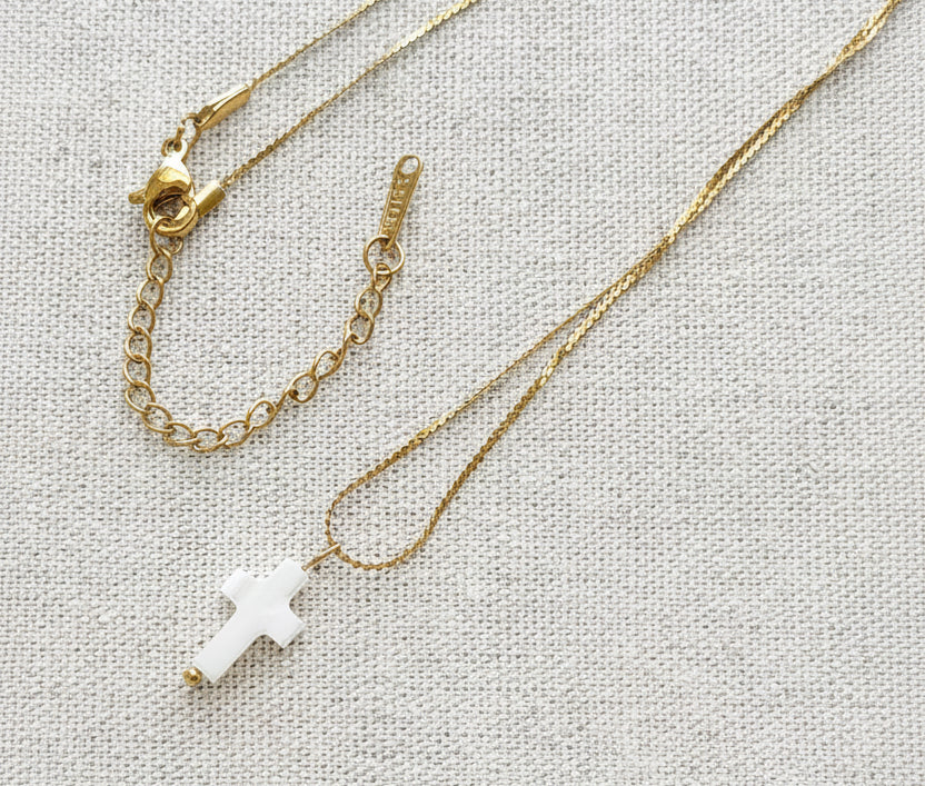 Grace Cross Necklace | Gold
