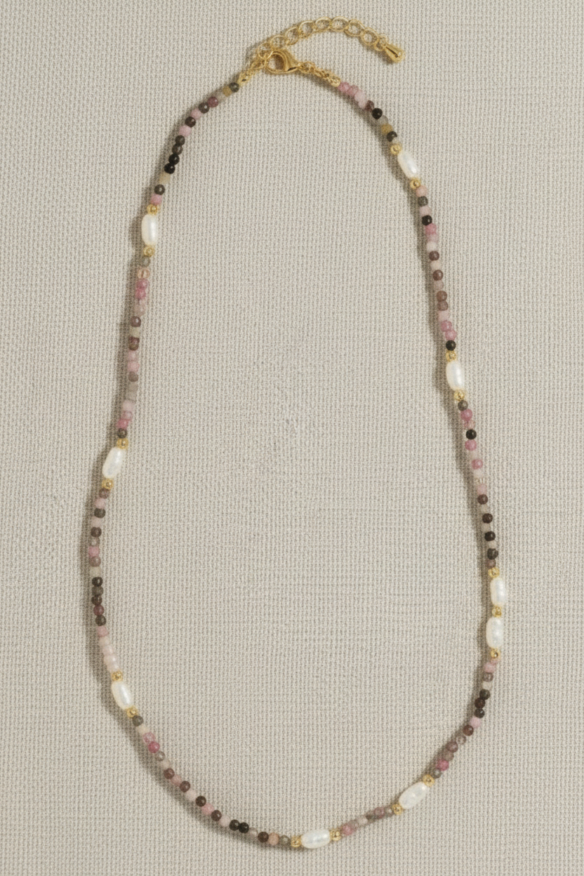 The Betsy Necklace
