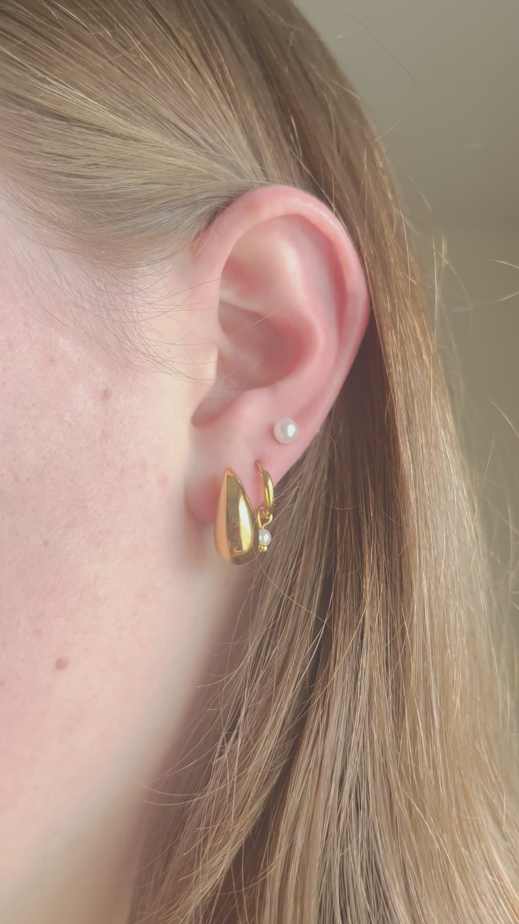 Kit Teardrop Earrings | Gold